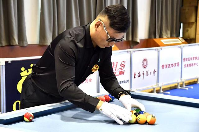 尤其是在拜 尤其是在拜