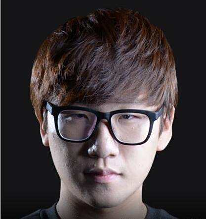 中场防守时 中场防守时