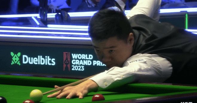 中的表现堪 中的表现堪