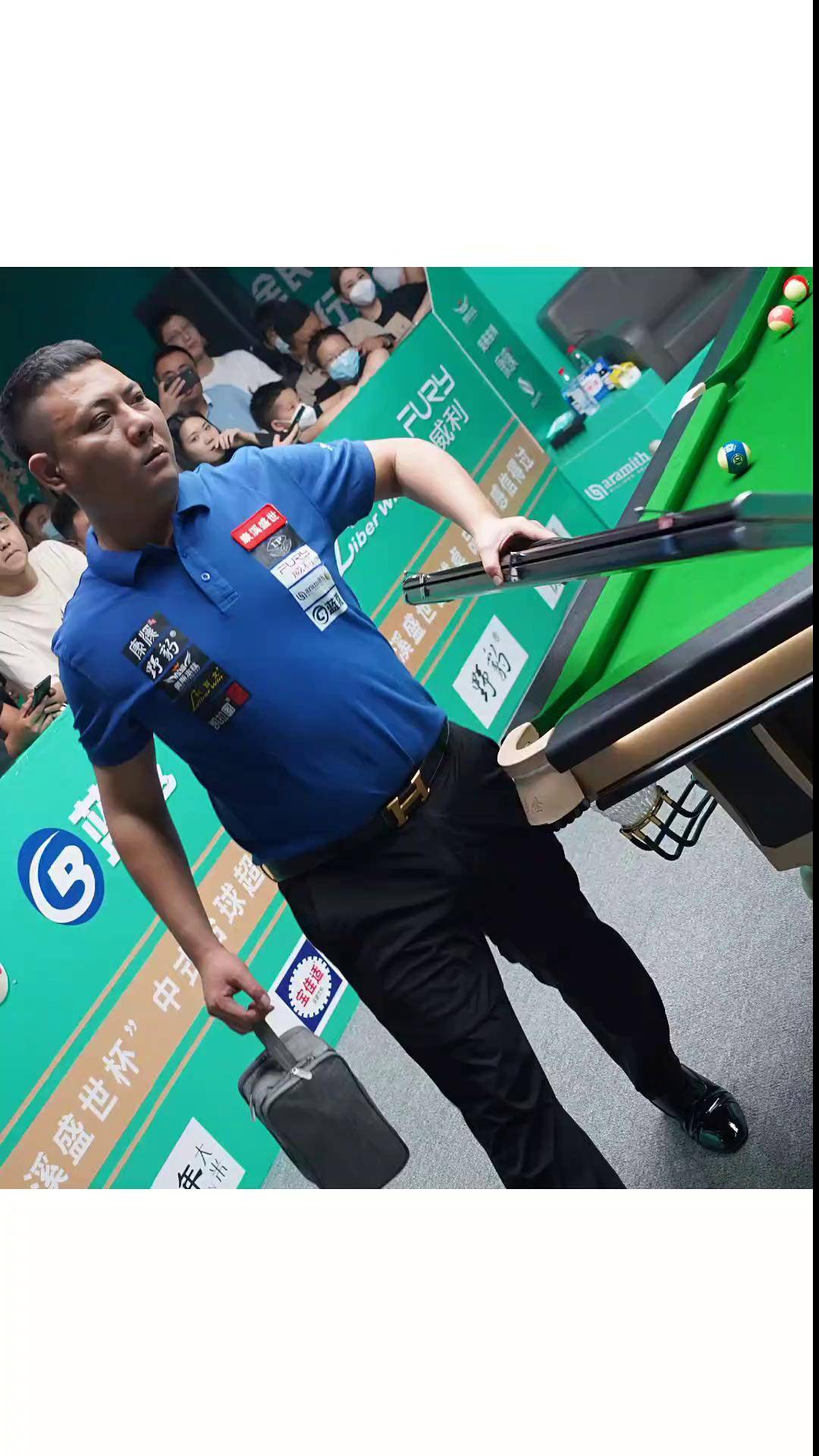 超过2万人 超过2万人