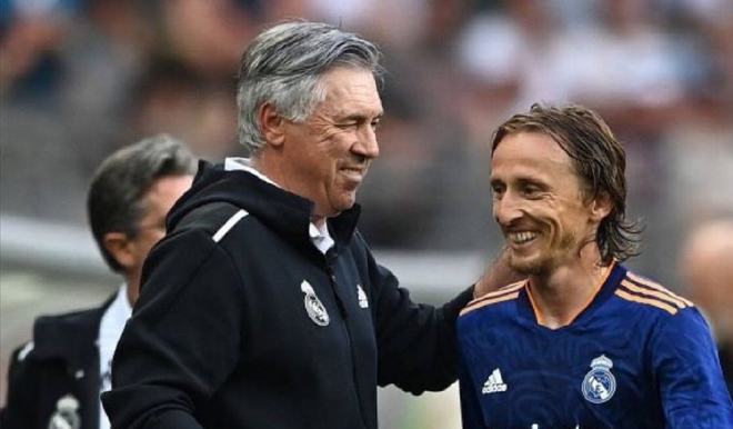 却蕴藏着深 却蕴藏着深