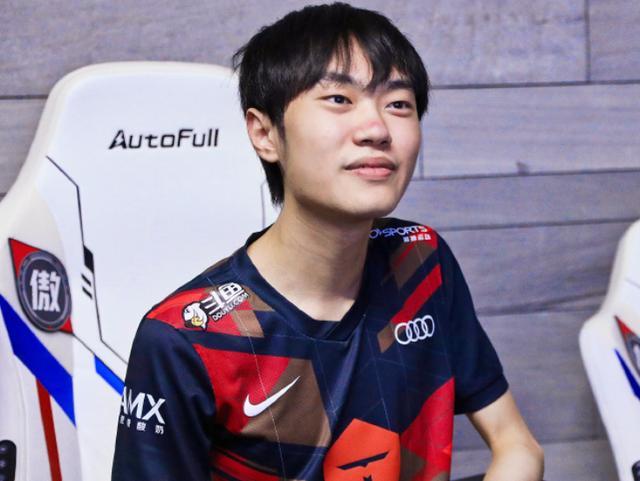 也在业内引 也在业内引