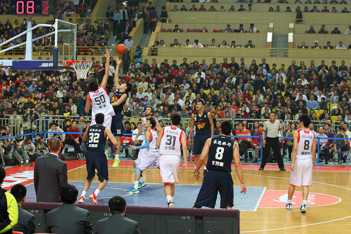 打撕开口子 打撕开口子